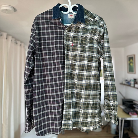 Levi’s two pannel button up shirts. MEDIUM - Picture 1 of 1